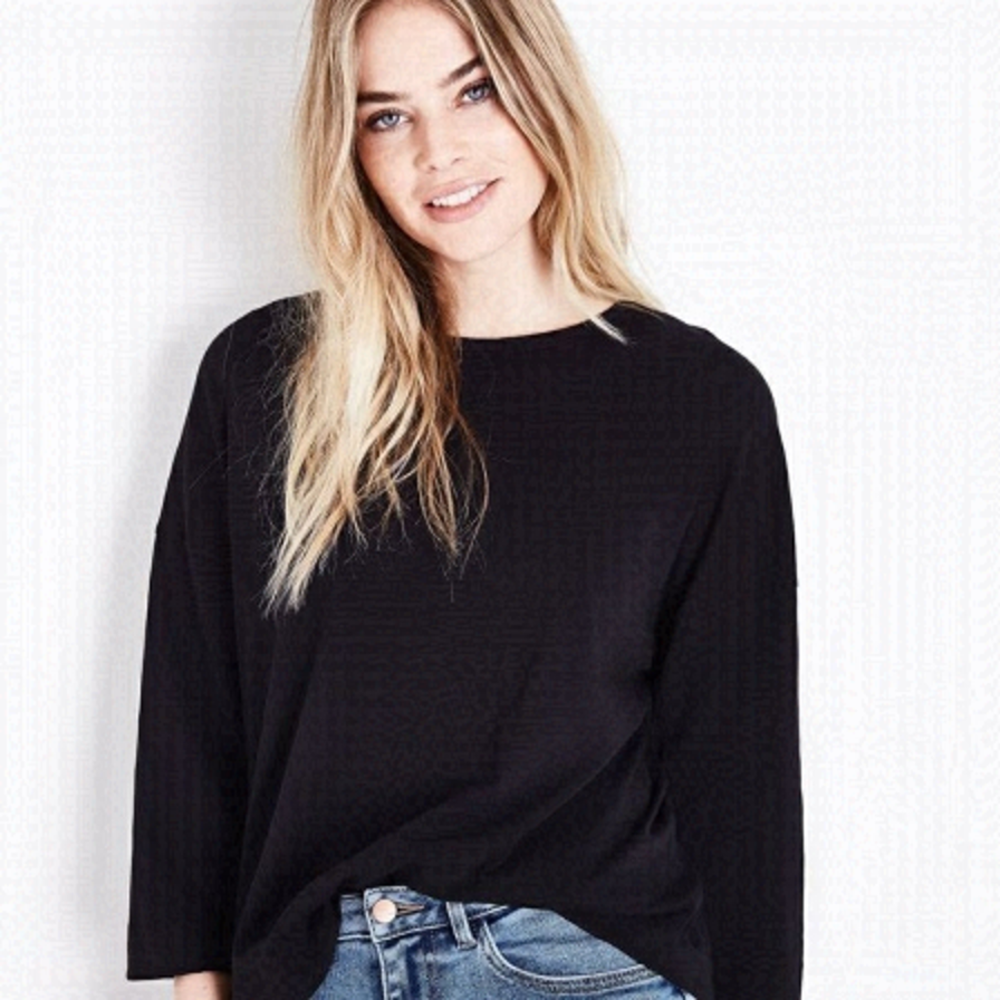 OAK + FORT Black Batwing Shirt Size Small